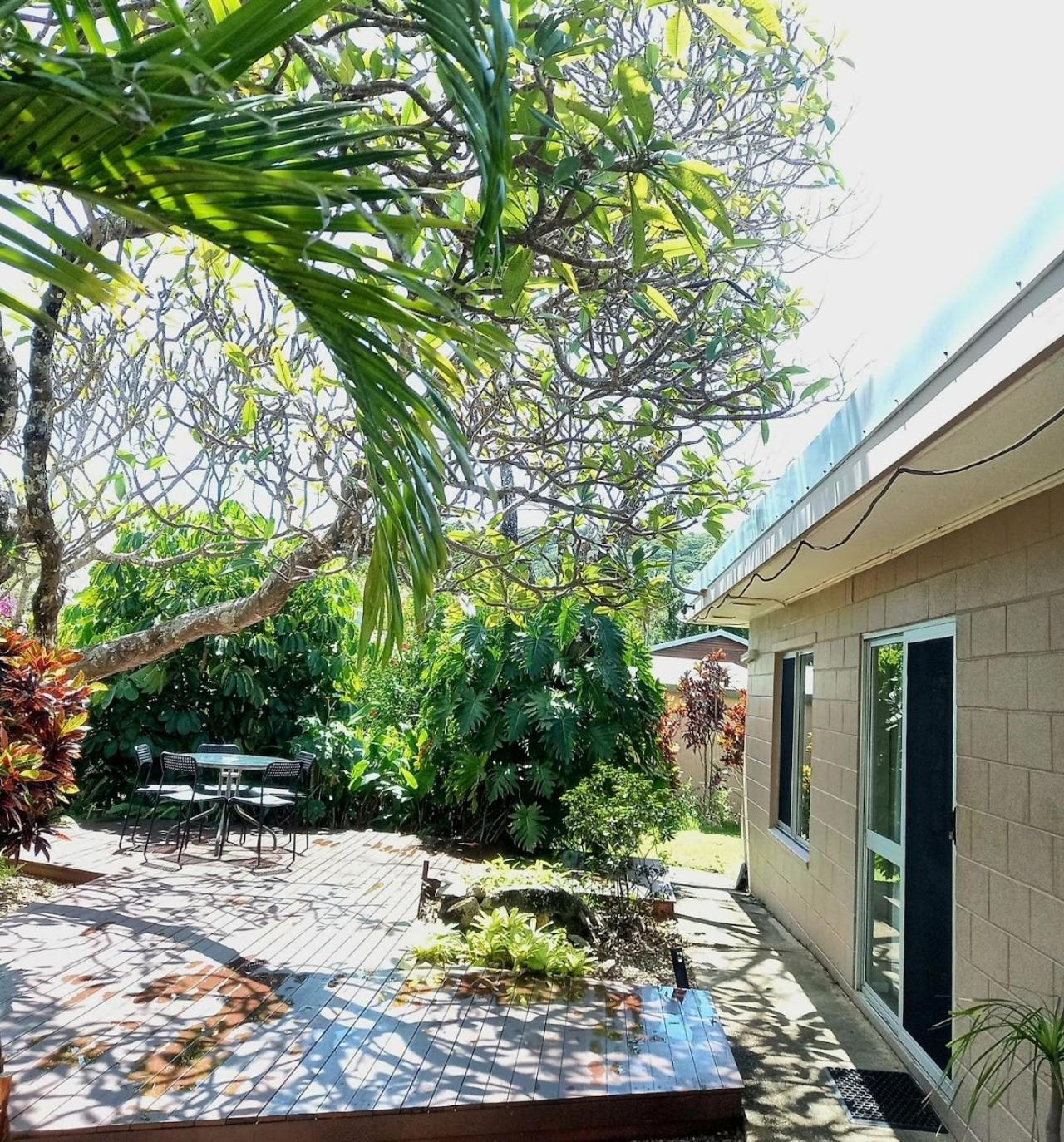 J & Ella'S Holiday House - 1 Bedroom, 1 Bathroom Home Cooktown Exterior foto