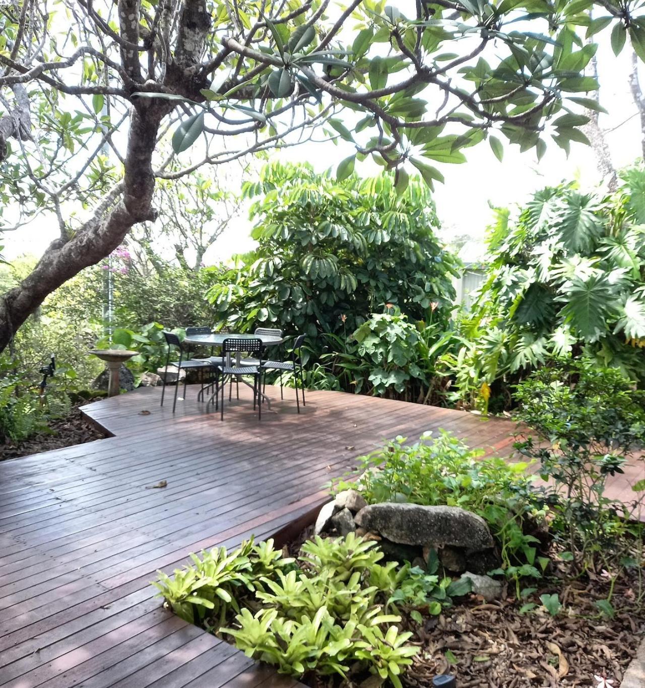J & Ella'S Holiday House - 1 Bedroom, 1 Bathroom Home Cooktown Exterior foto