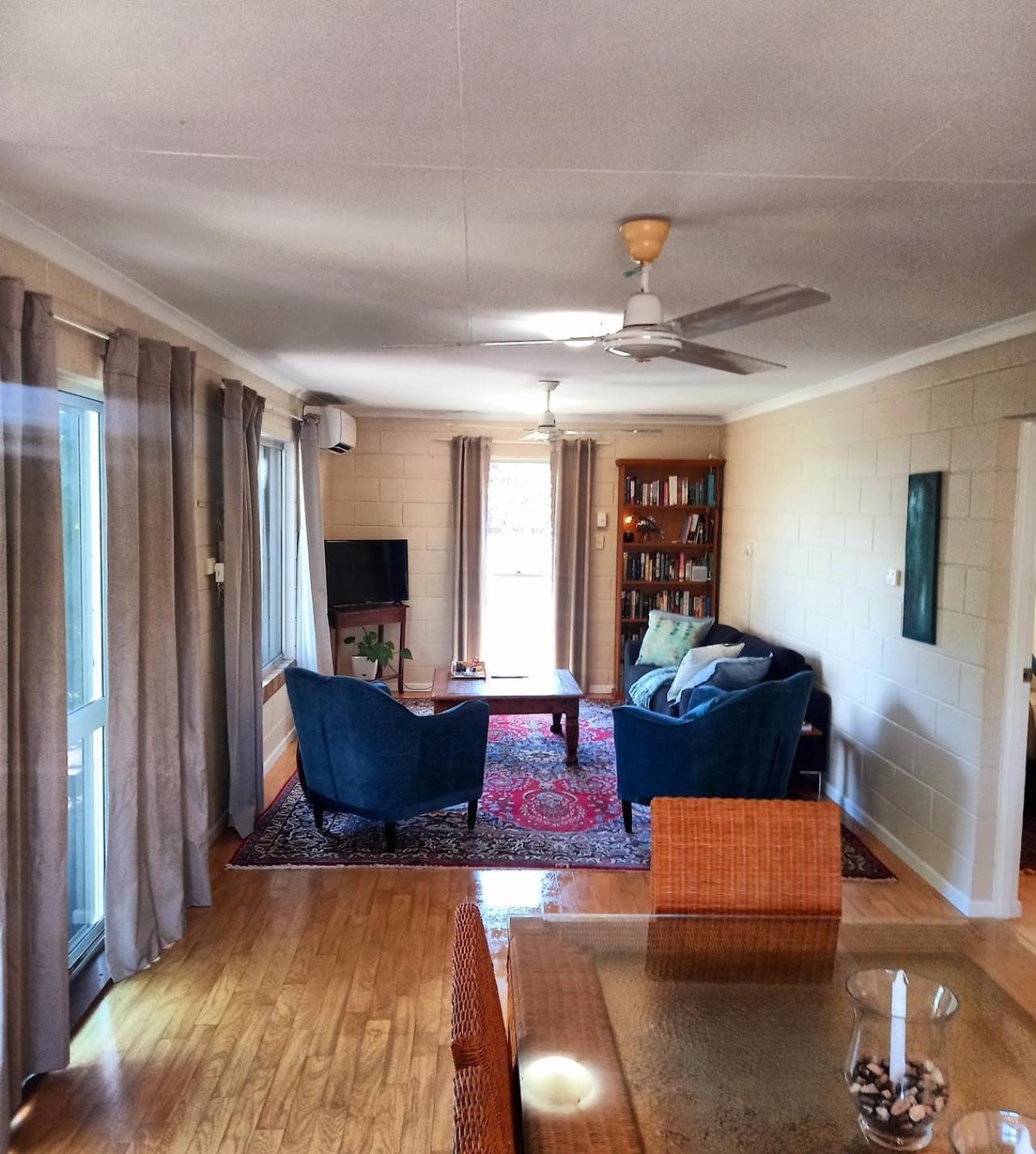 J & Ella'S Holiday House - 1 Bedroom, 1 Bathroom Home Cooktown Quarto foto